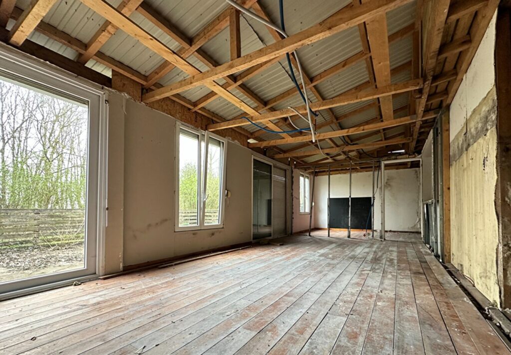 Appartement à rénover Ennevelin